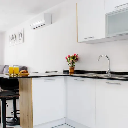 Lemon Tree Pool Apartment Torrevieja